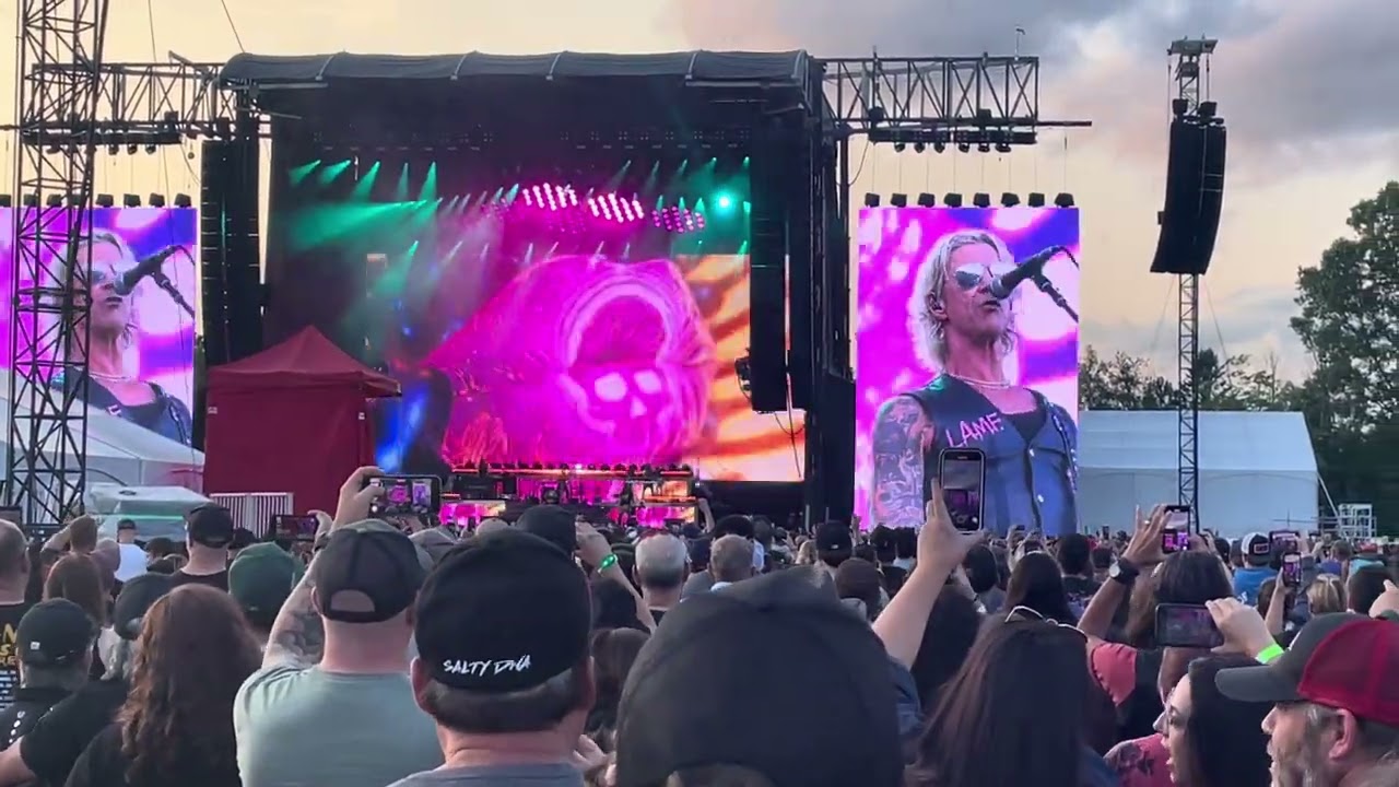 Guns N Roses - It’s So Easy (Moncton NB August 5 2023)