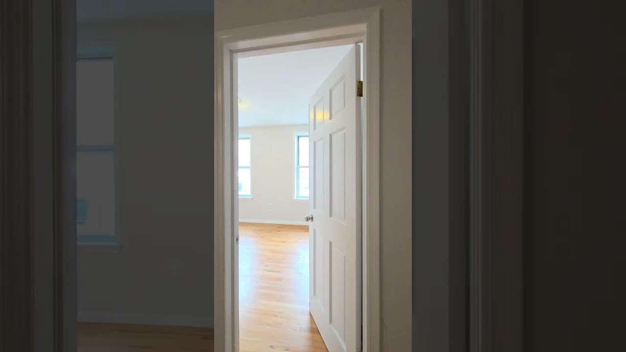 Astoria * 1 Bedroom 1 Bathroom *