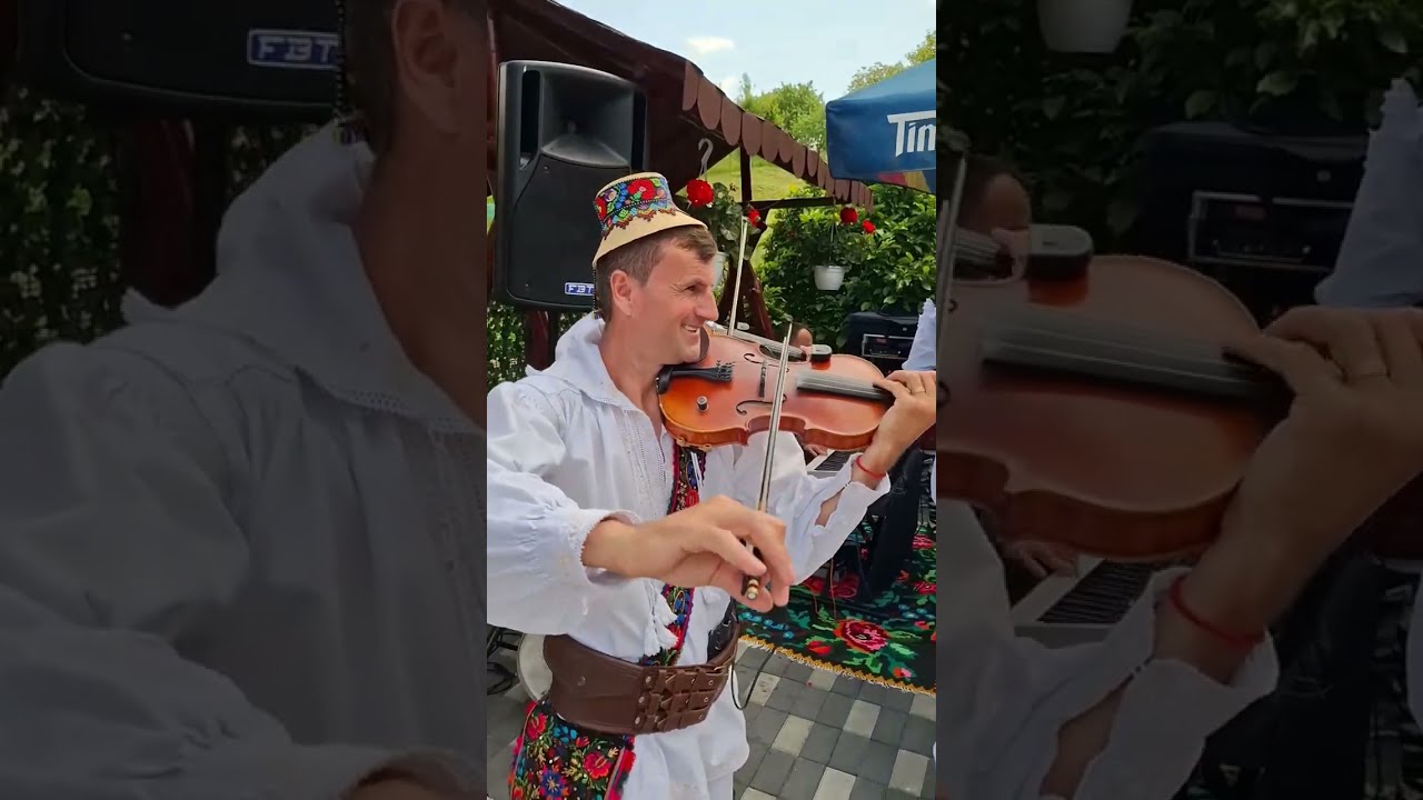 Strigaturi si voie buna ca la Maramures - Amalia Moldovan, Grupul Voie Buna si Fratii Sicuta