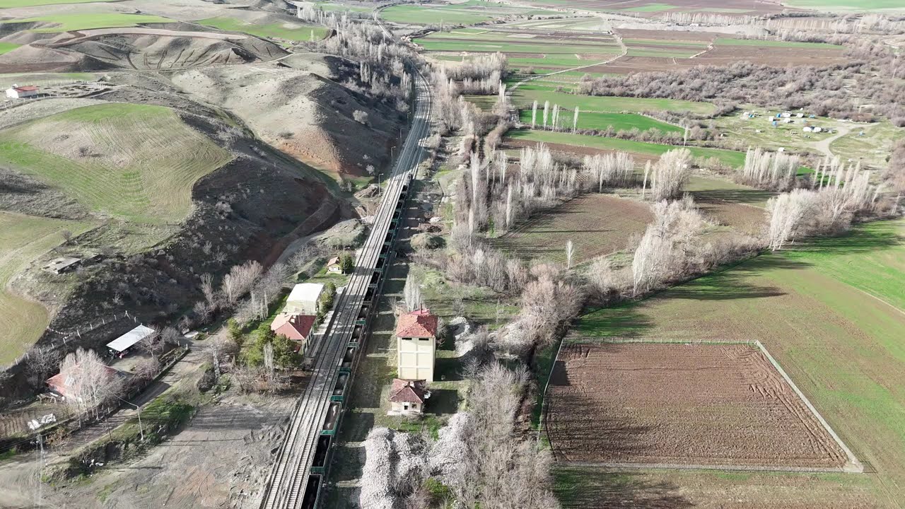 Kalecik alibeylimköyü. #tren #köy #kalecik #kızılırmak 