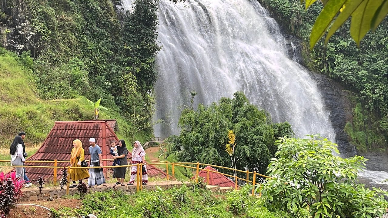 VIRAL‼️Suasana Pagi di Curug Cikondang Adem Banget Air Terjun Indah Canyoneering Spot Foto Melimpah!