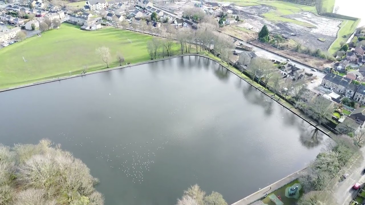 hiflyingdrones1(Toal)North Bierley Cemetery 