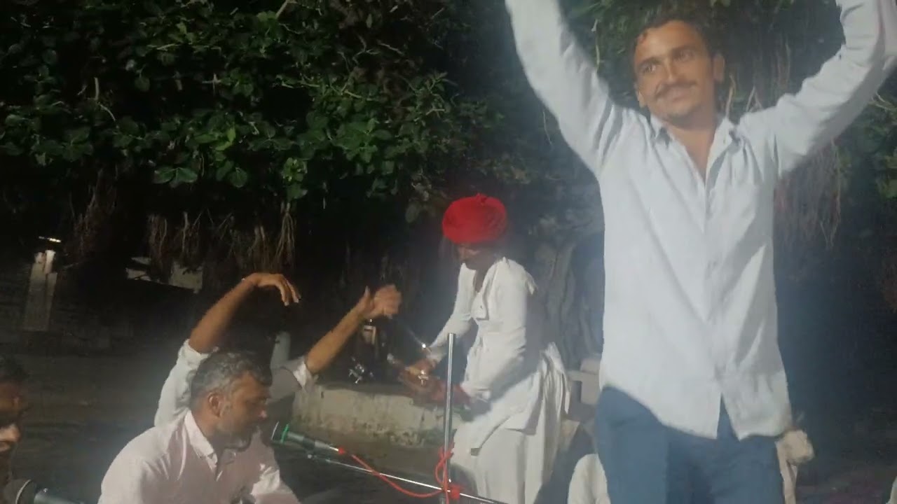 आबू रे गड़ ती रथड़ा उतरे मोमामजी।। मामाजी महाराज भजन देसी।। भजन गायक देसी पंसेरी।।