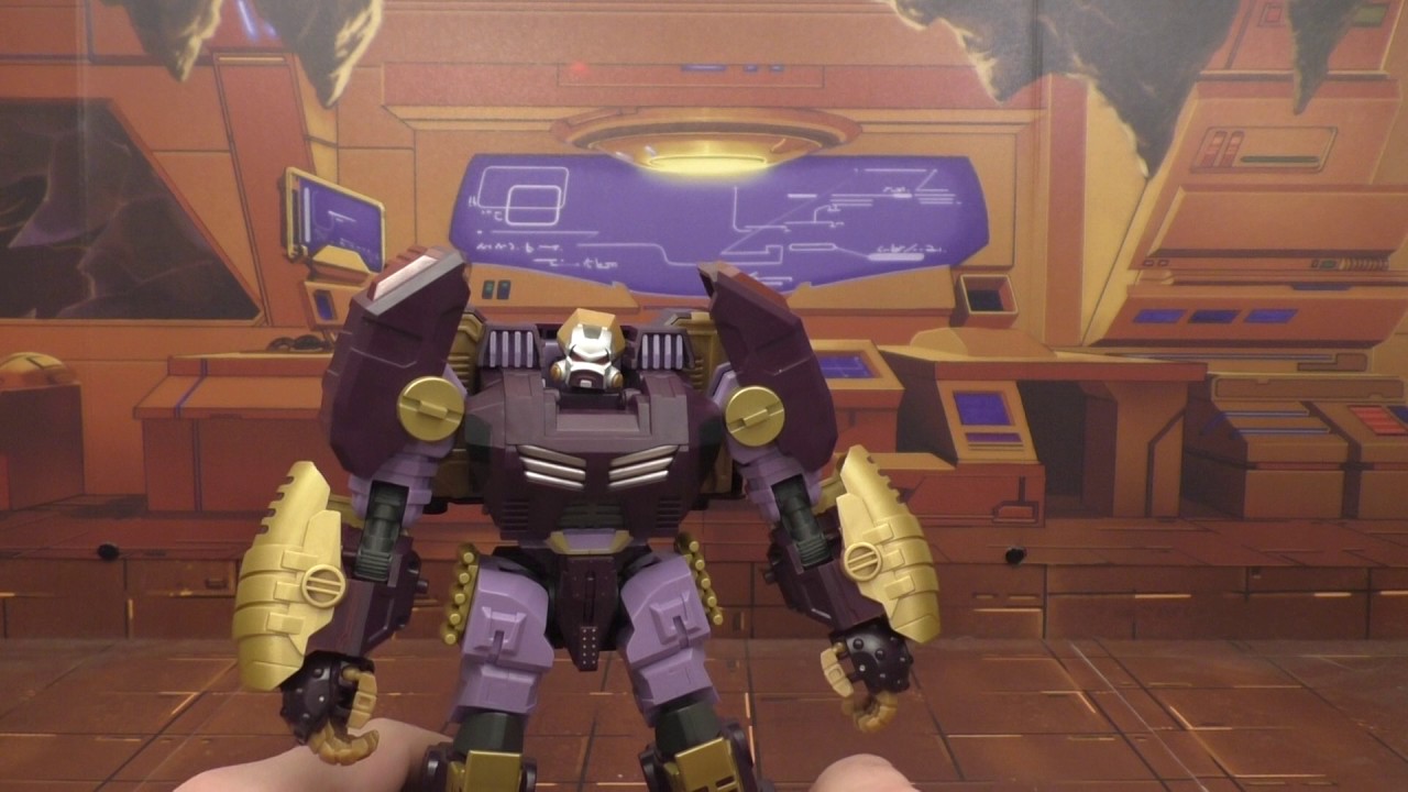 Transformers review MMC Titanika aka Strika