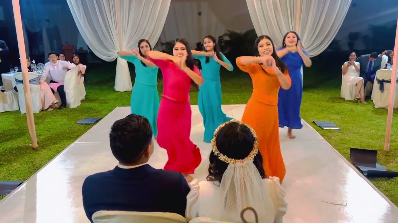 Baile indú para boda.                                    S&G