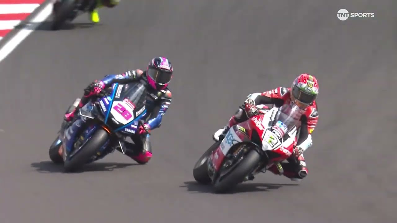 2025 Bennetts British Superbike Championship: RD2 - Donington Park - Race 2 highlights