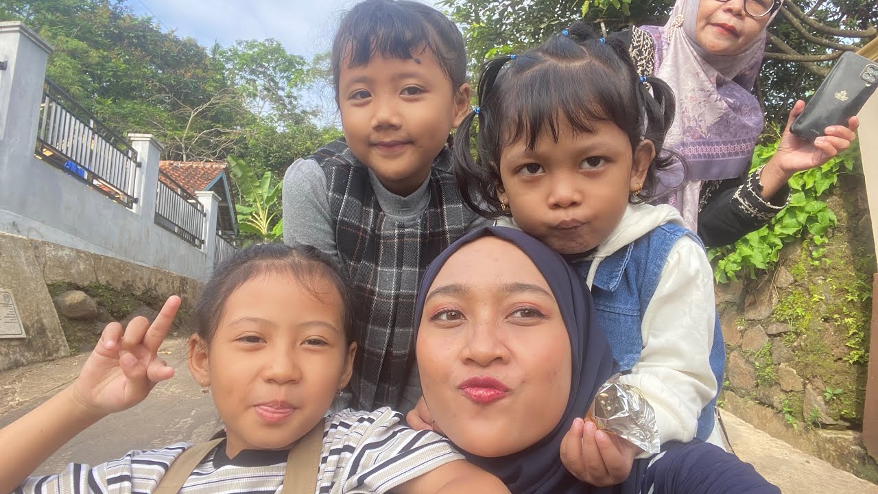 VLOG Lebaran Di Kampung Halaman | Kumpul Keluarga Besar