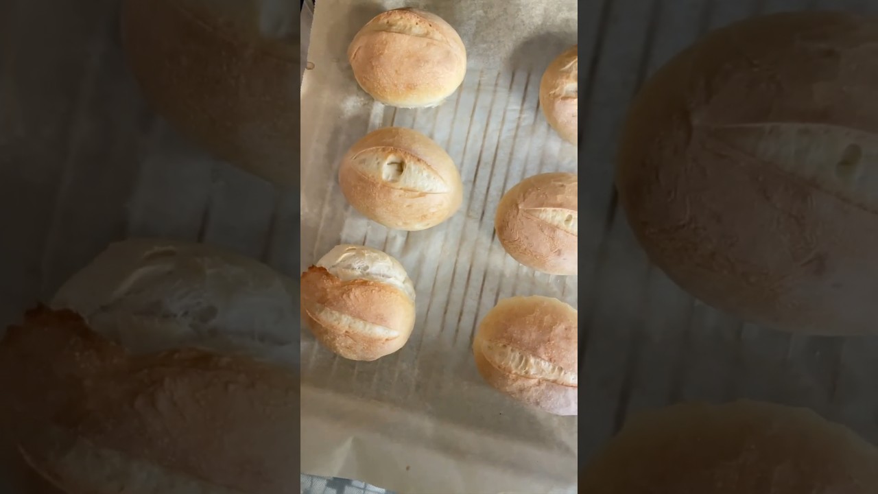 Frische Sonntagsbr&ouml;tchen &ndash; Einfach und lecker selbst gebacken! 🥖