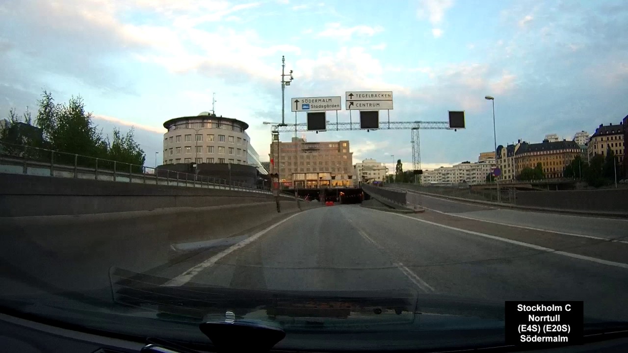 Driving to Viking Line terminal Stadsgården Stockholm C Norrtull E4SE20S Södermalm