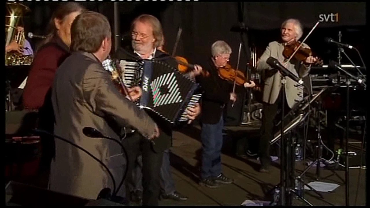 BAO Benny Anderssons orkester   - Nya Månvalsen -
