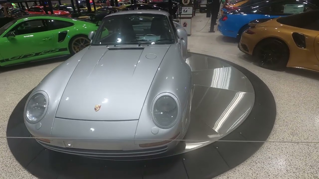 Porsche 959 at the American Muscle Car Museum Melbourne Fl Jan 3rd 2026