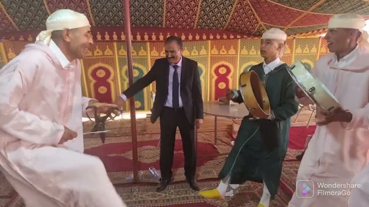 عبيدات الرمى بنسليمان  برئاسة المقدم الشرقي في وصلات غنائية بمهرجان البرقوق بأم عزة / تمارة.