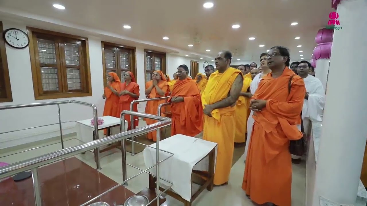 Avadhootha Yatra EP 02- Let us see, the places hallowed by our Guru's footprints!