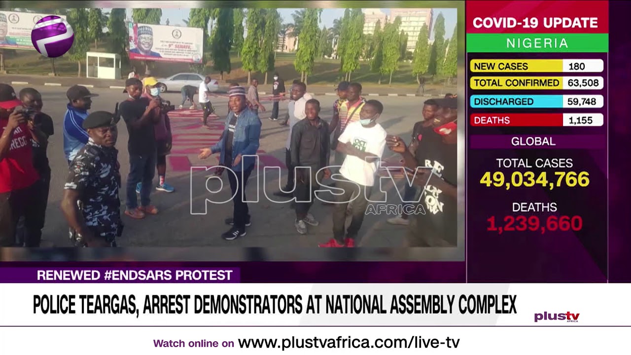 Police Teargas and Arrest #EndSARS Demonstrators at National Assembly Complex In Abuja (NEWS | NIG)