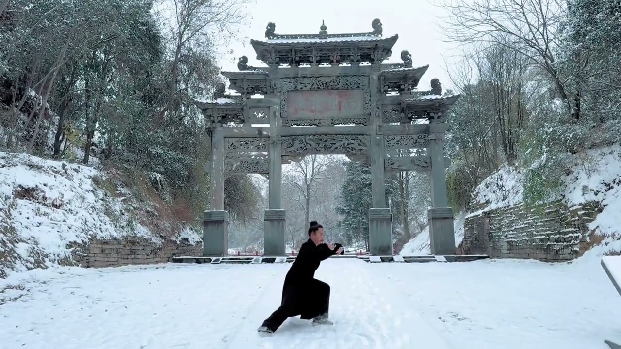 Revive the Legacy: Master Zhang Sanfeng's Tai Chi in the Footsteps of Wudang's Xuanyue Gat