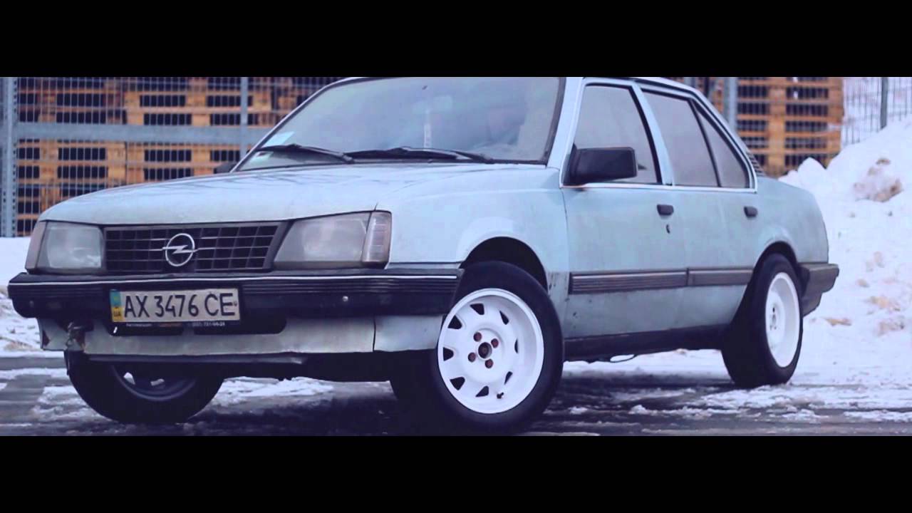 Opel Ascona C  Frau Maruska