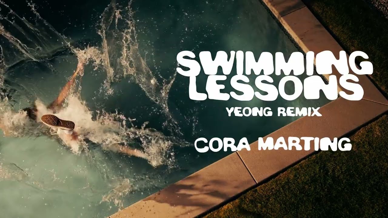 Indie Electronic Live Performance - Cora Marting - 