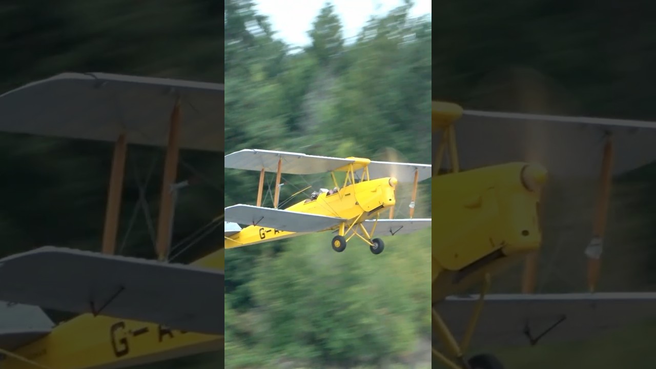 Tiger Moth takeoff! Full vid^^^