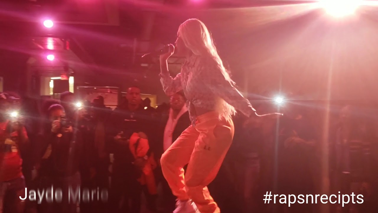 Jayde Marie perfomance at Raps