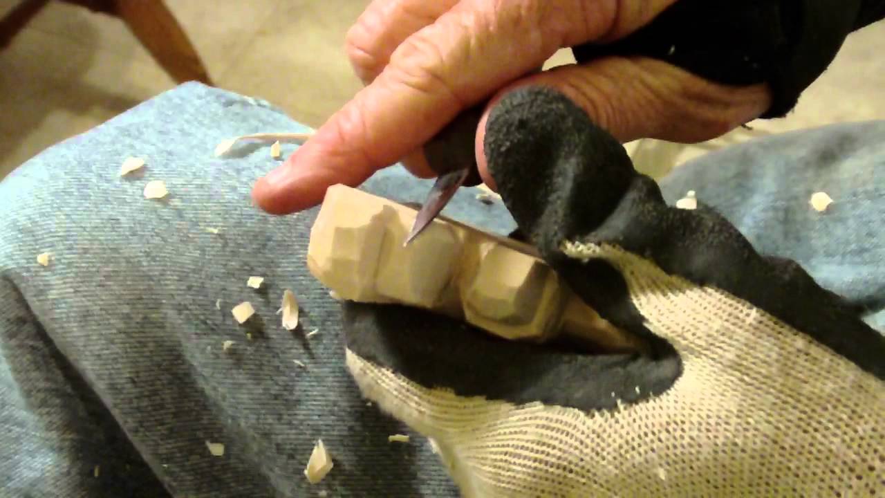 Carving The Simple 3 Piece Nativity Part 2