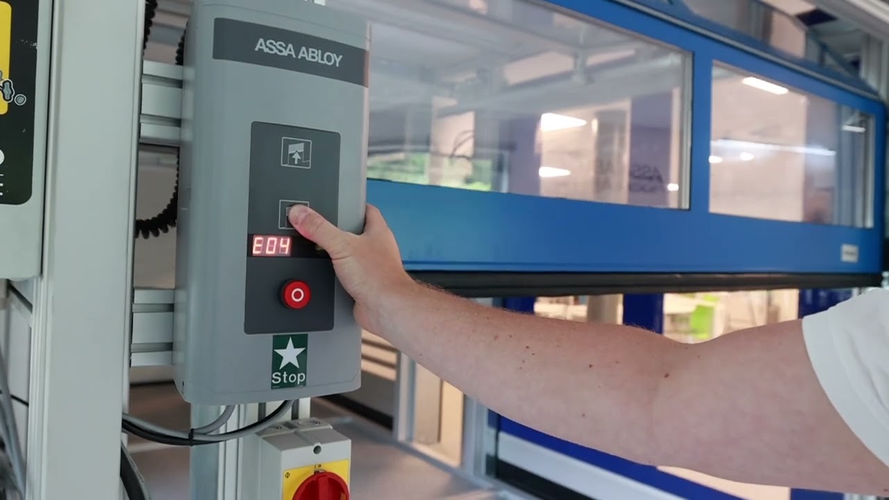 Foutcode E04 oplossen – Crawford-ASSA ABLOY sectionale poort | Handleiding