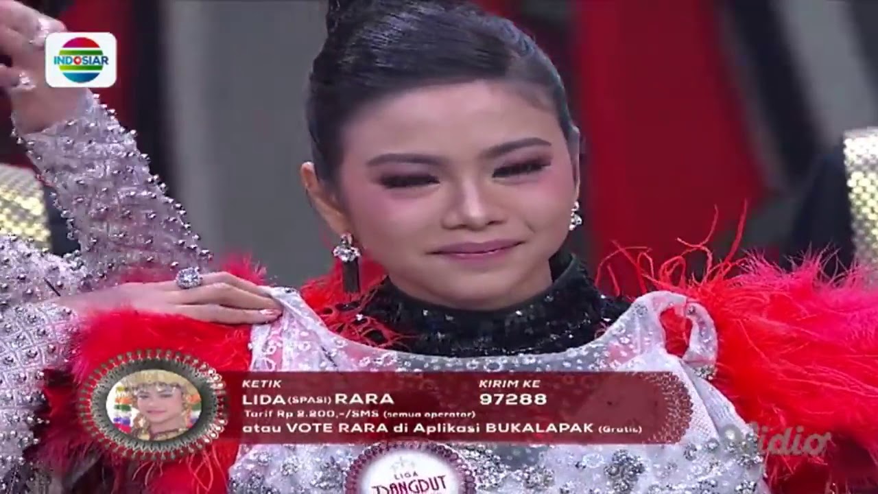 CANTIK! Baju Pemberian TITIEK PUSPA Buat Si Cantik RARA - LIDA Top 5