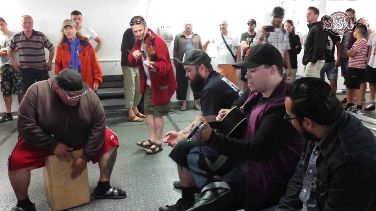 The Delta Bombers - Smokestack Lightning (Live at the Channel Ferry)