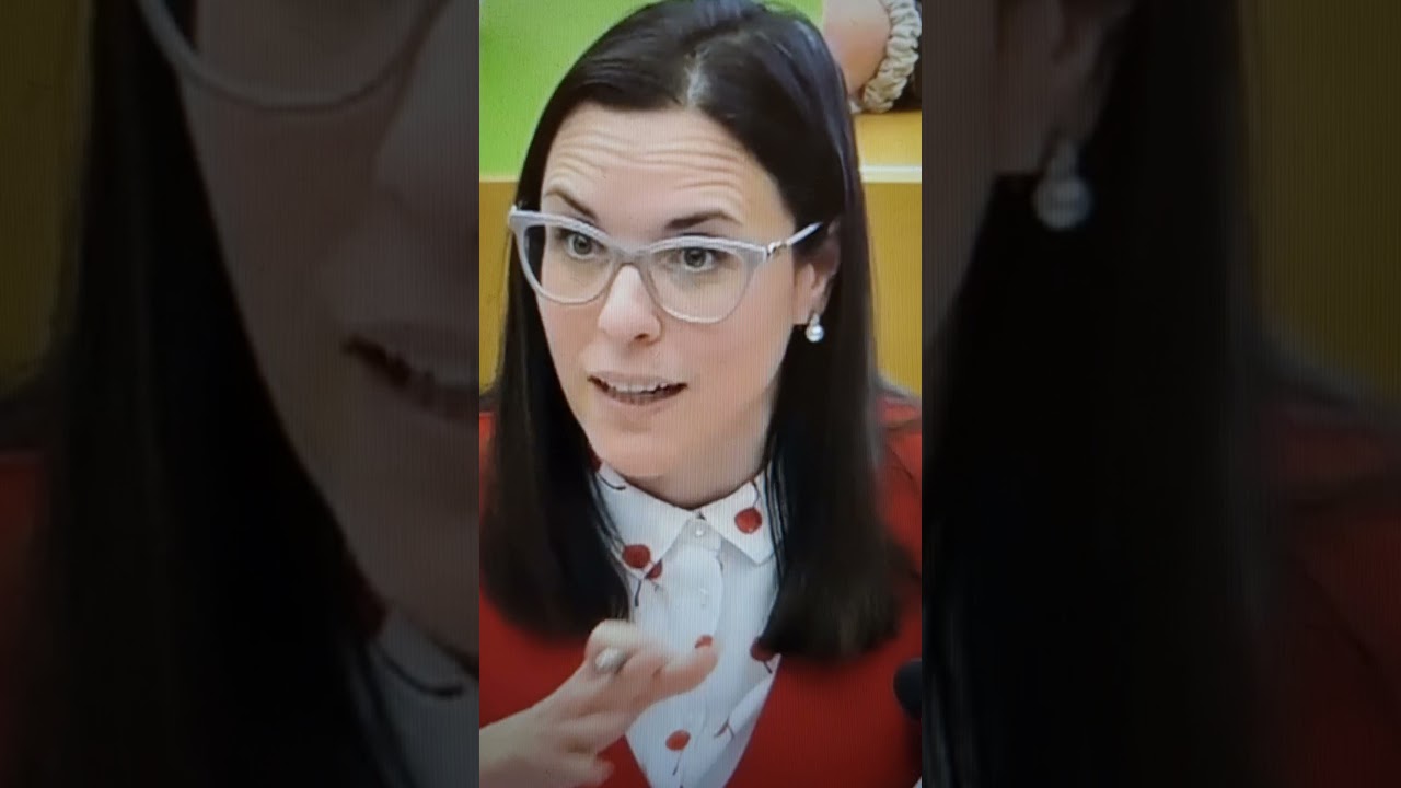Raquel GARC&Iacute;A HERMIDA-VAN DER WALLE