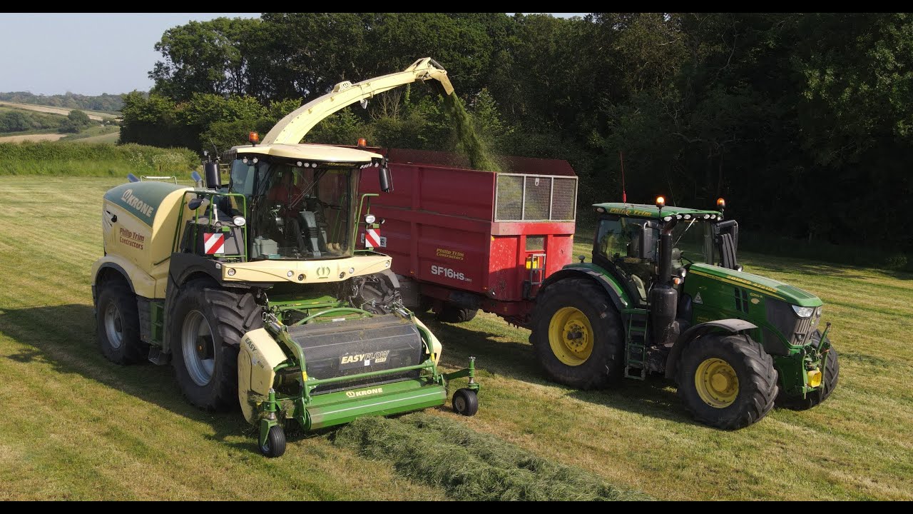 Philip Trims Krone Big X 980 Chopping Grass