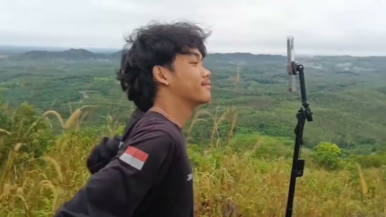 Bukit Talikur 250 MDPL, Desa Bungur Linuh, Kab Tapin, Kalimantan Selatan 