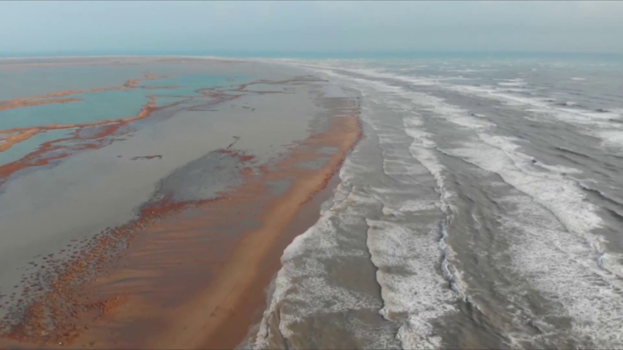 Les imatges de l’illa de Buda castigada pel temporal, a vista de dron