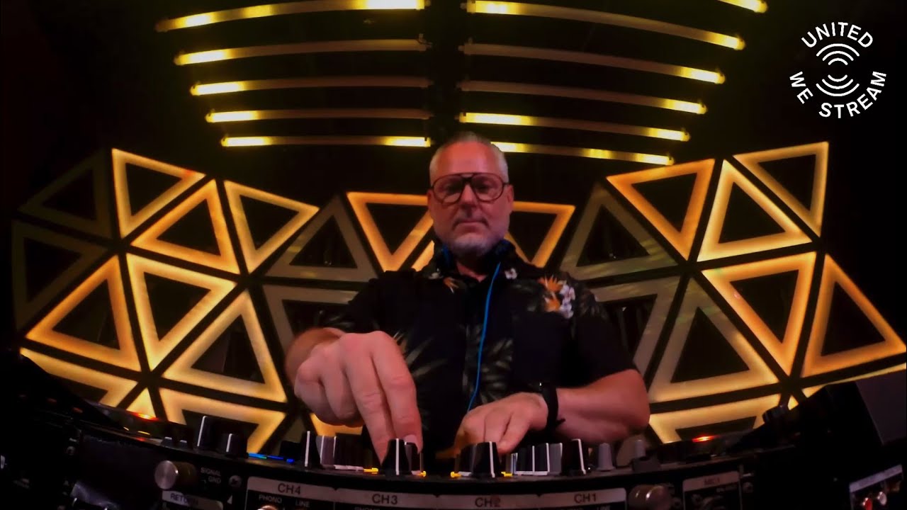 United We Stream: Tom Schön @ Tanzhaus West (FFM/GER) // JAN 2021 Corona Lockdown