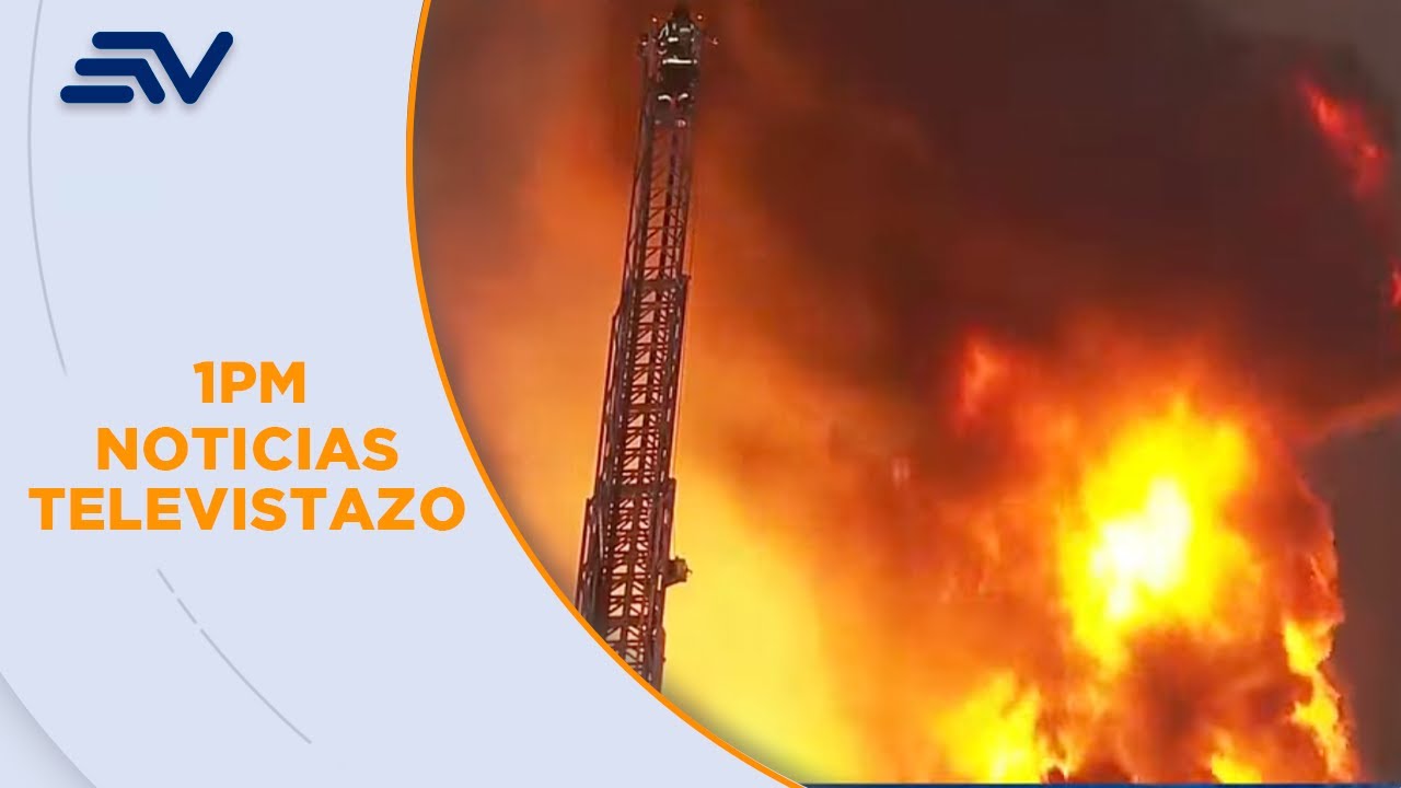 Un incendio estructural consumió tres galpones al norte de Quito | Televistazo | Ecuavisa