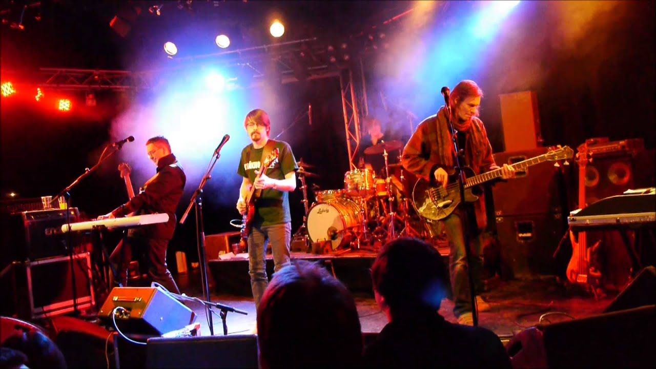 Absoluuttinen Nollapiste - Kohtaaminen (Live • Klubi • Tampere • Finland)