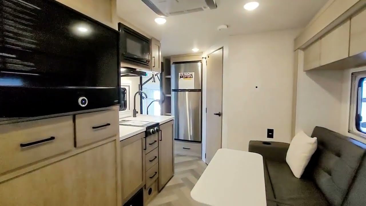 CLEARANCE!  2023 Ember RV Overland 171FBX