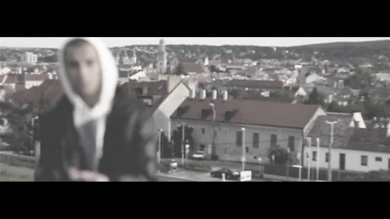 PG - Őrült világ (Official Music Video)