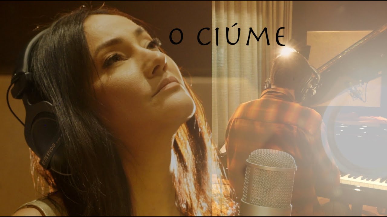O Ciúme - Ana Paula Moreti e André Mehmari - Um Piano em Cada Canto