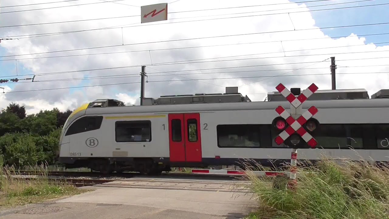 Passage a Niveau Bovigny/ Spoorwegovergang/ Railroad-/ Level Crossing/ Bahnübergang