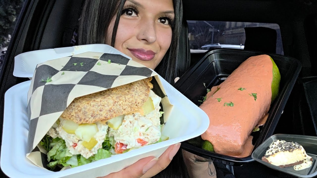 CHILE RELLENO BURRITO | TUNA SANDWICH | COOKIES N CREAM CAKE | RAW VEGAN MUKBANG 