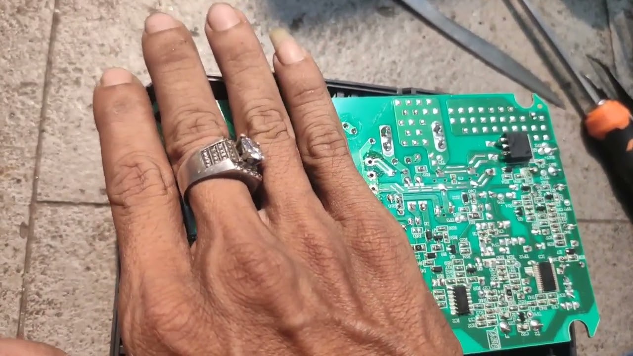chuyển điện 220v cho sạc mỹ cần lưu ý | Huỳnh Trâm