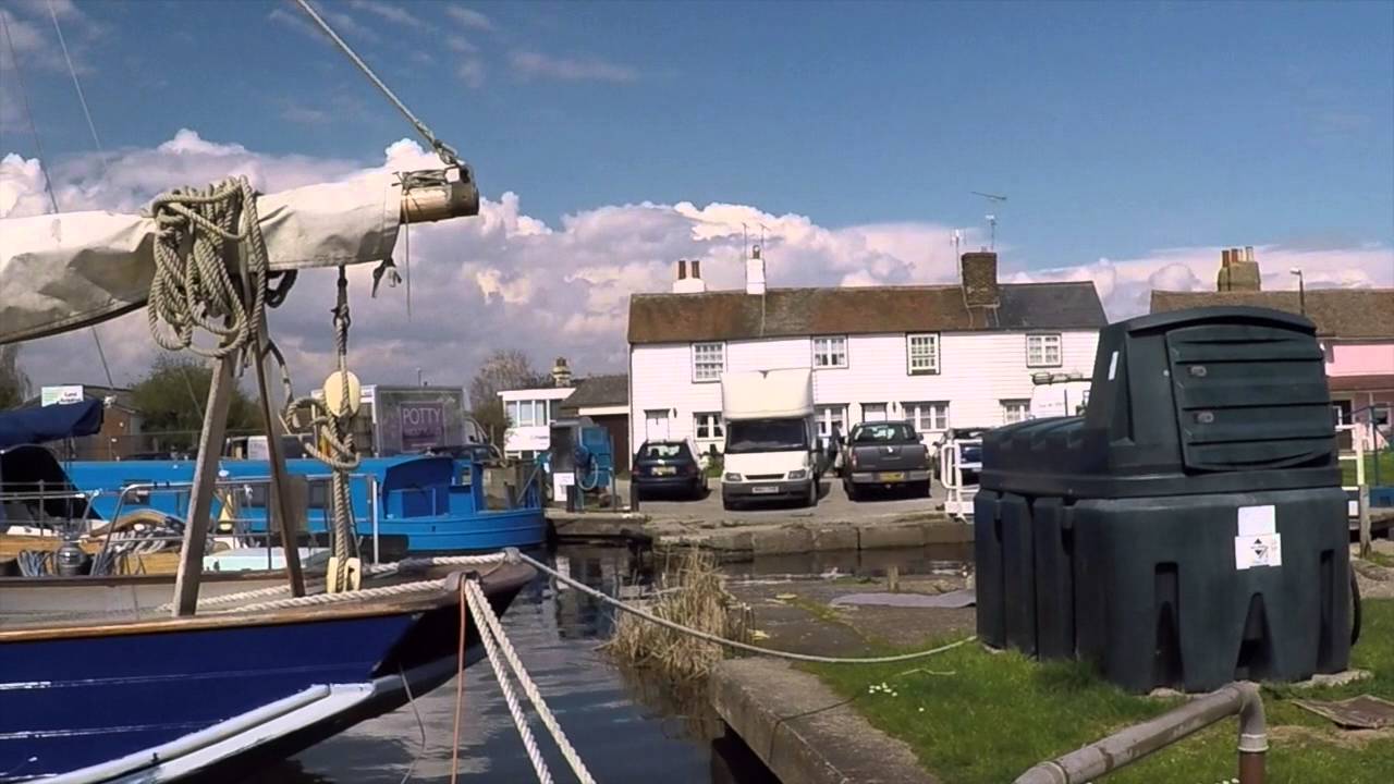 heybridge basin and canal