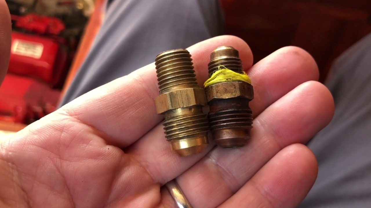 Замена вышедшего из строя топливного насоса в открытом море - Lehman 120