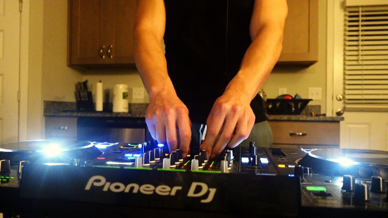 Ubbi Dubbi DJ Contest (DANTE999)