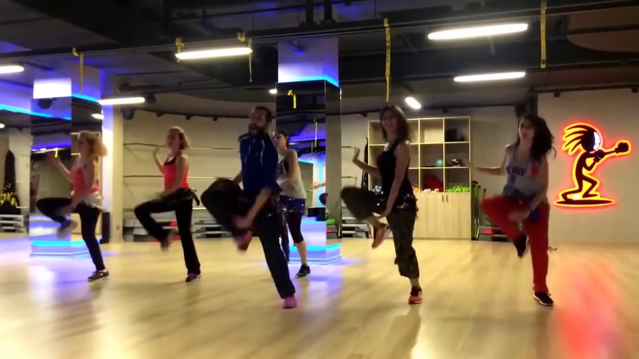 En hareketli arap&ccedil;a fitness :)