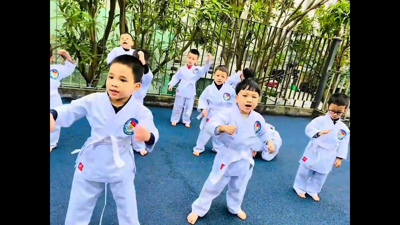ngày 9 tháng 1, 2026