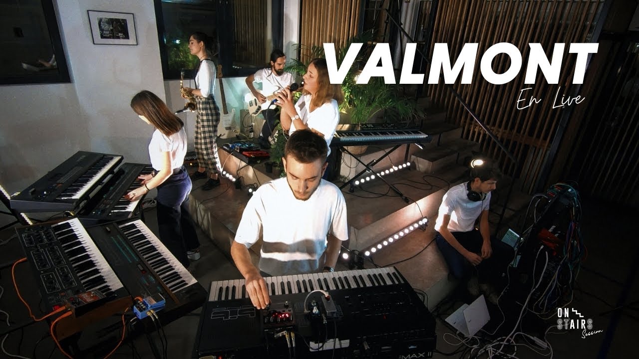 VALMONT & ON STAIRS | HORS-SÉRIE