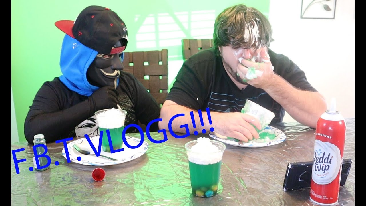 F.B.T. DIY Grinch Cup Vlogg!!!!