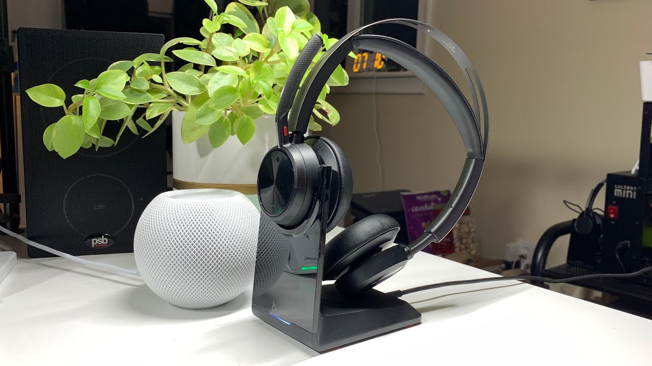 Best Headset for Zoom and conference Calls 2021: Plantronics Voyager Focus 2