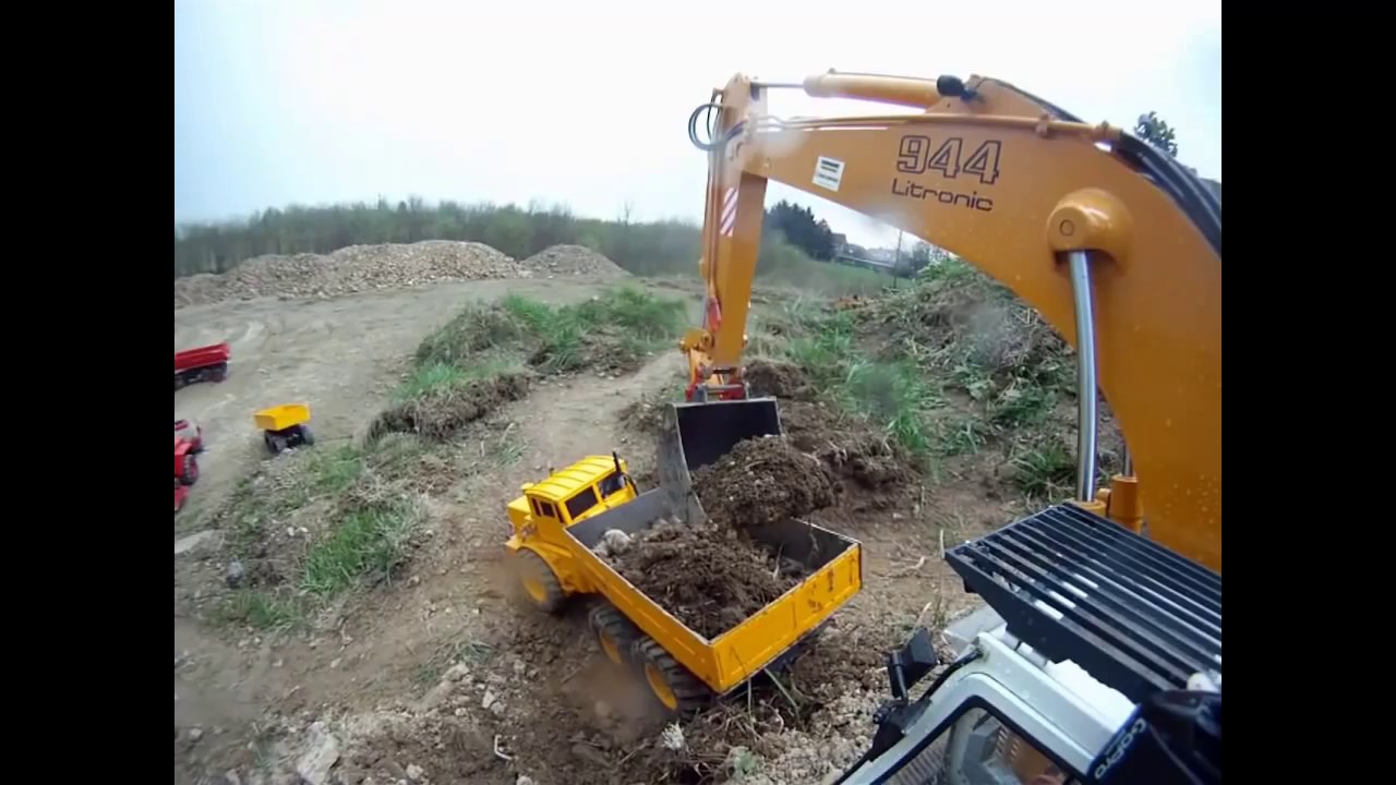 EXCAVATOR l BIG RC EXCAVATROR l CONSTRUCTION SITE l rc live action