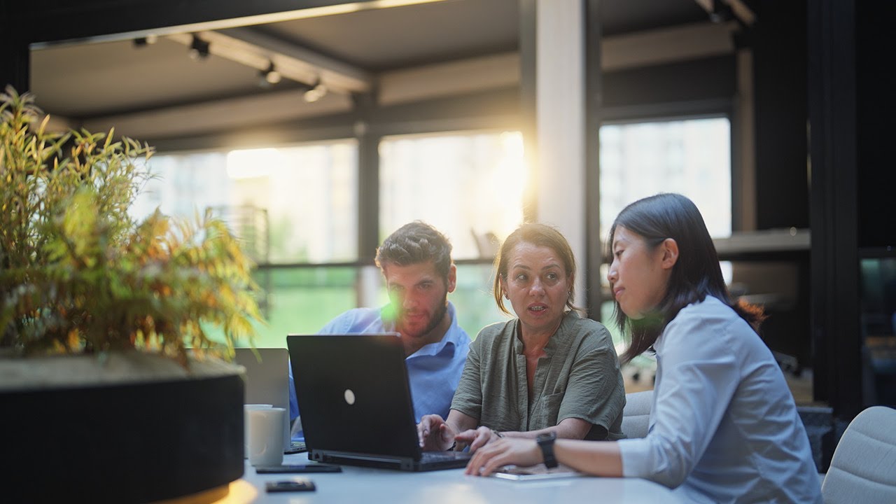 FP&A Team Makes Better Financial Decisions and Halves Time to Close. | Workday